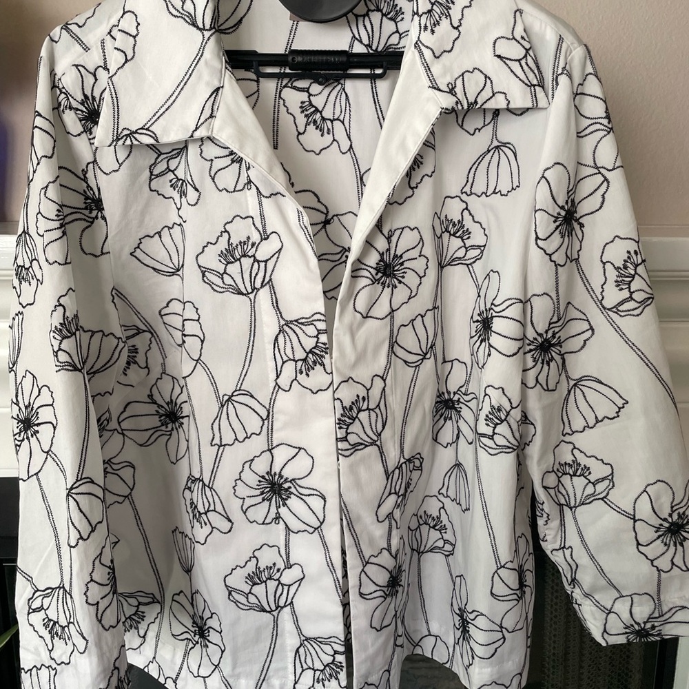 Chico's Monochrome Floral Shirt